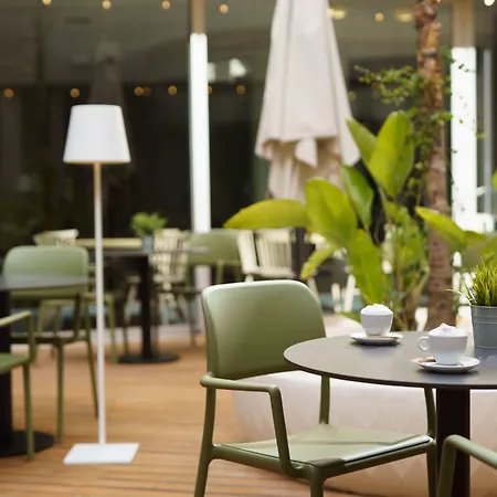 Hotell Casa Lit Barcelona